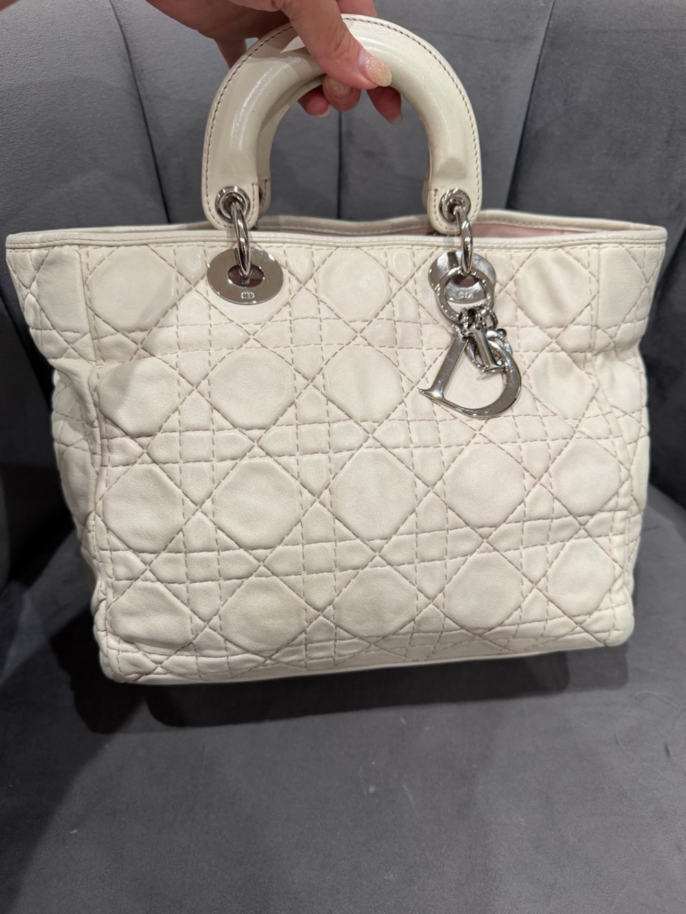 Lady Dior Beige Soft Tote Bag Christian Dior - Picture 2 of 14
